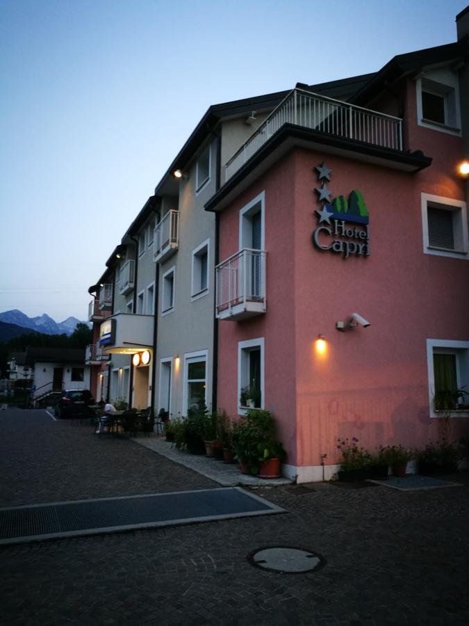 Hotel Capri Ponte nell'Alpi Exterior photo